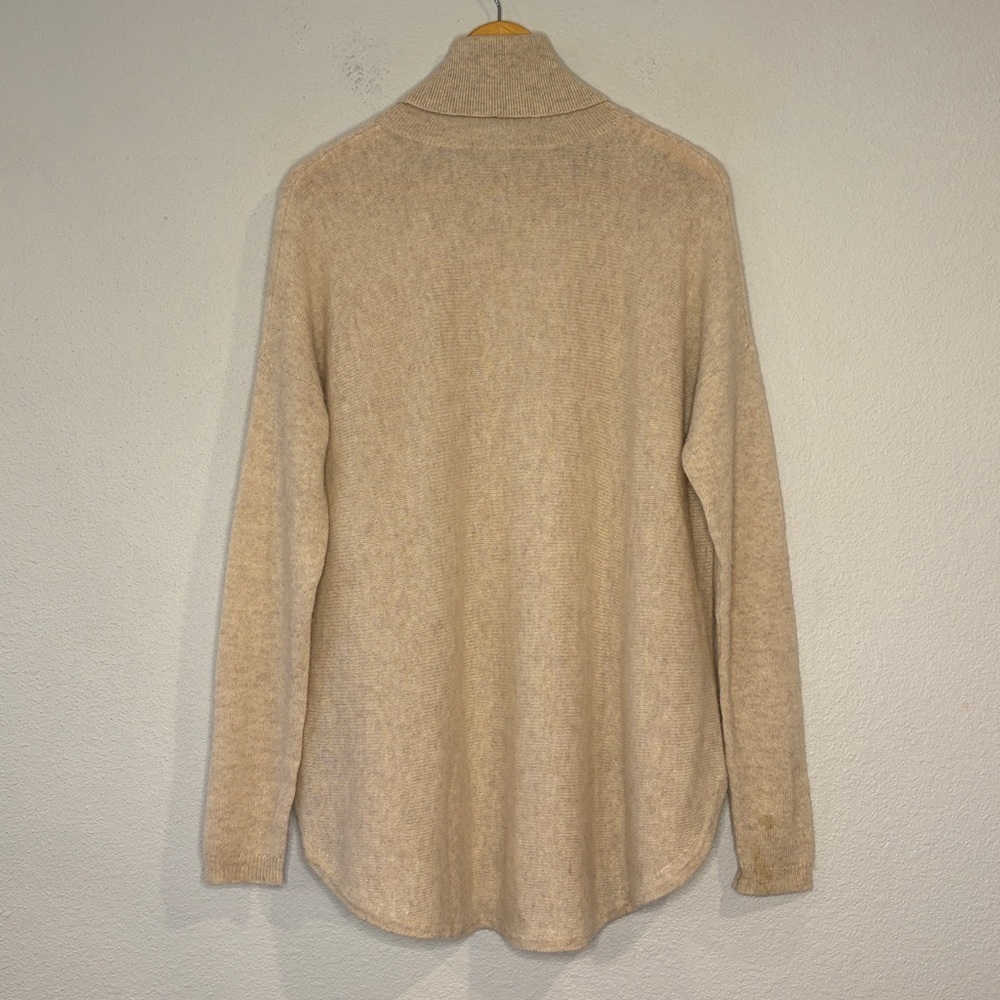 Elorie 100% cashmere turtleneck sweater longer length rounded hemline oatmeal M - Picture 2 of 7